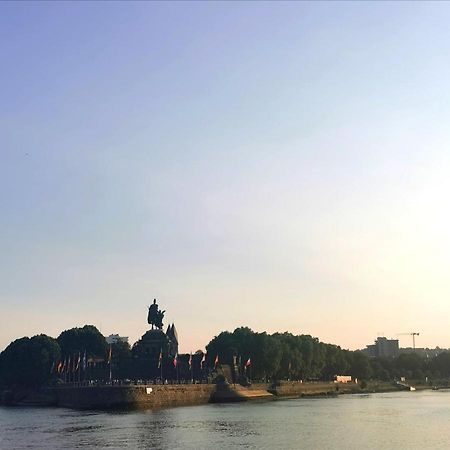 ヴァルデッシュAuszeit Rhein-Moselアパートメント エクステリア 写真
